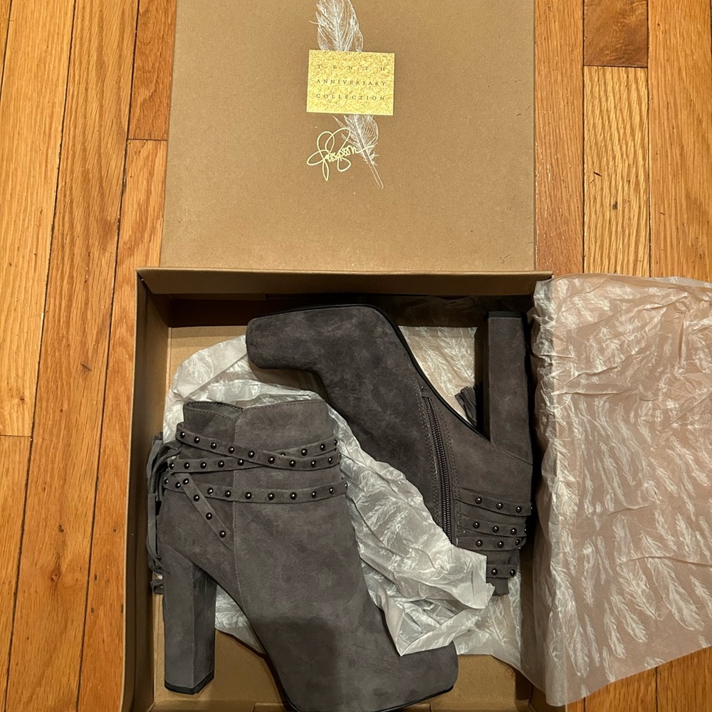 Jessica Simpson Gray Heeled Boots